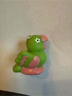 vintage 1982 Kenner Strawberry Shortcake "Parfait Parrot"